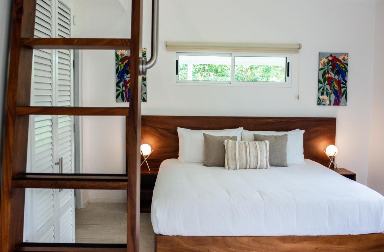 Aves Hotel Montezuma Luaran gambar