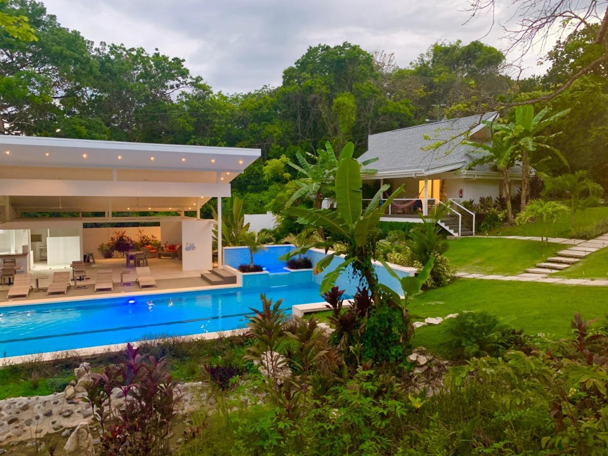 Aves Hotel Montezuma Luaran gambar