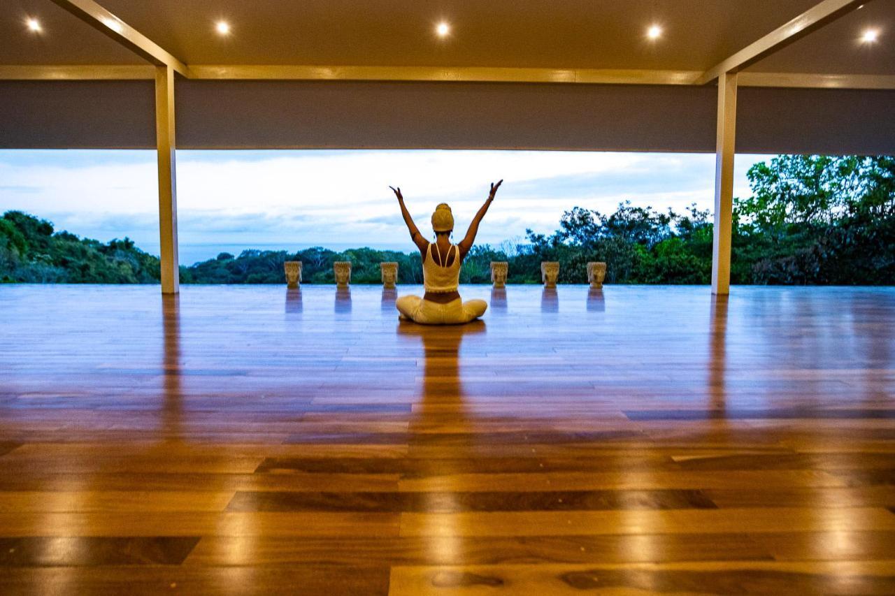 Aves Hotel Montezuma Luaran gambar
