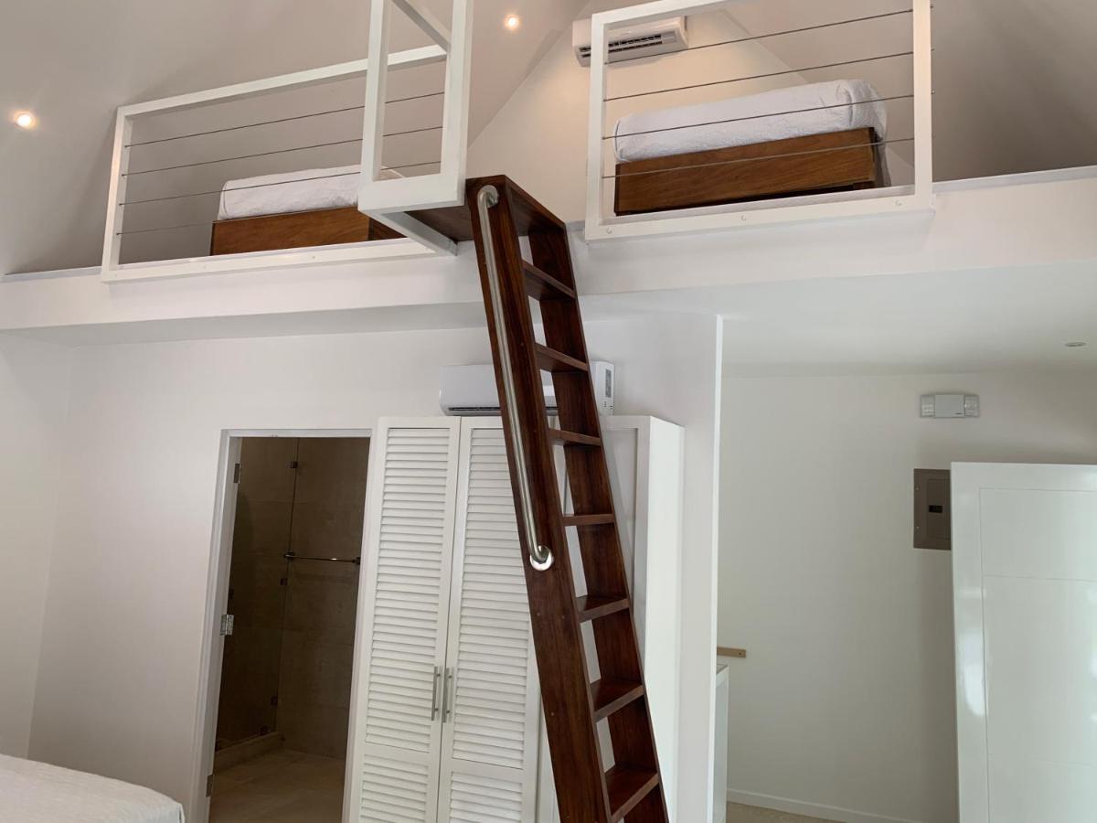 Aves Hotel Montezuma Luaran gambar